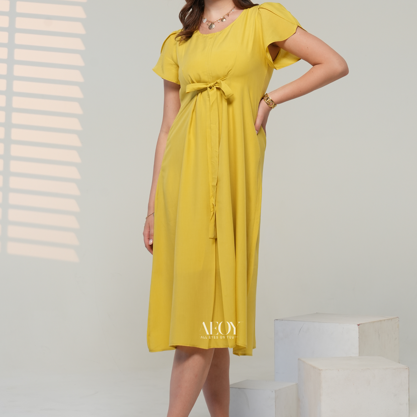 Shoreline–Front Tie Dress