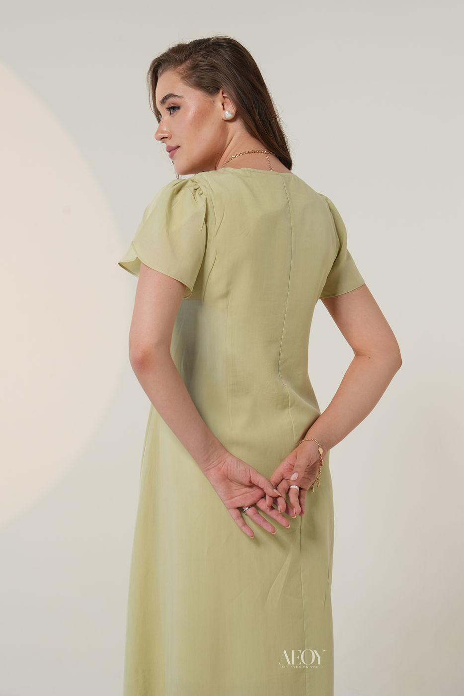 Shoreline–Front Tie Dress