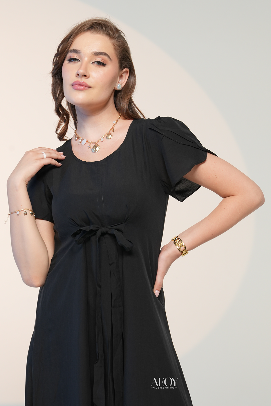 Shoreline–Front Tie Dress